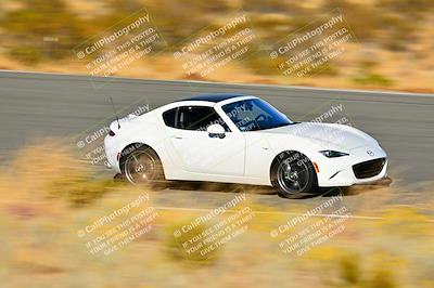 media/Nov-16-2024-Extreme Speed (Sat) [[6587d07cc4]]/Gold Group/Session 3 (The Bowl)/